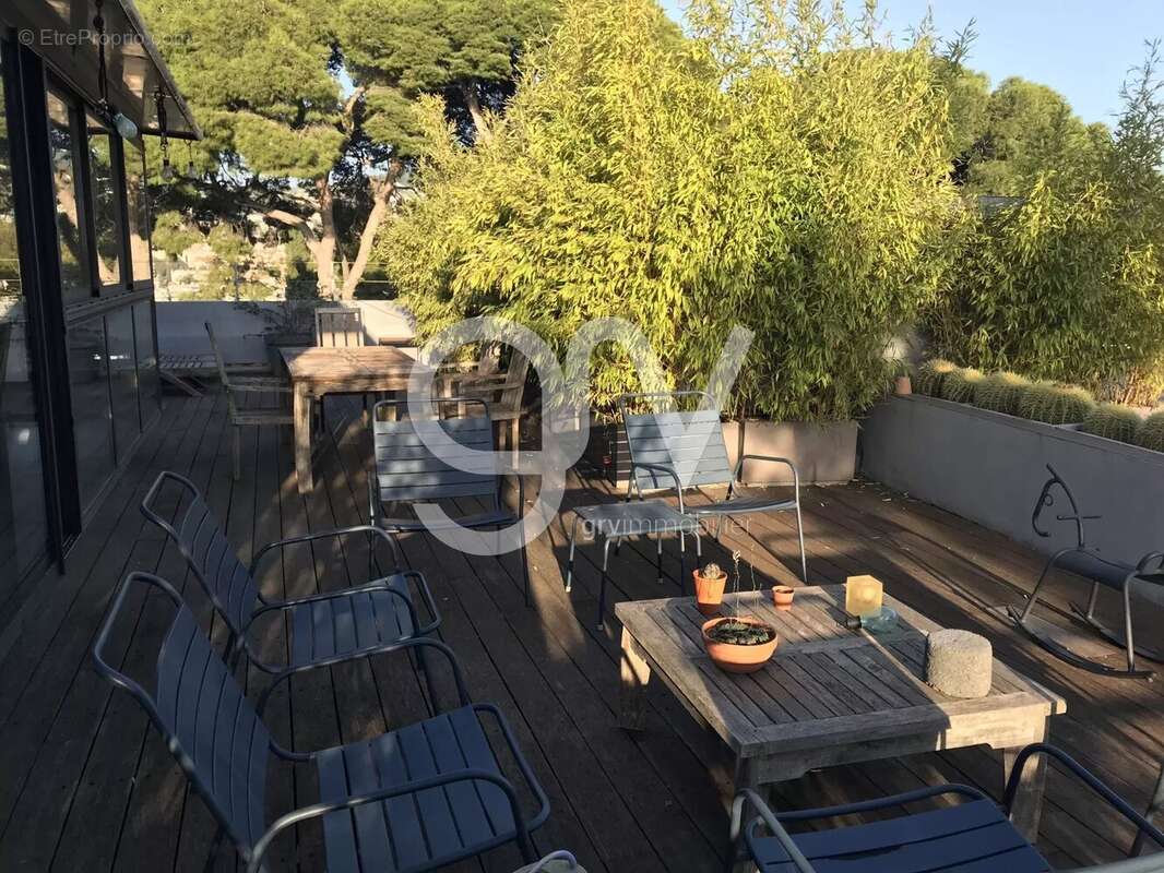 Appartement à LE CANNET