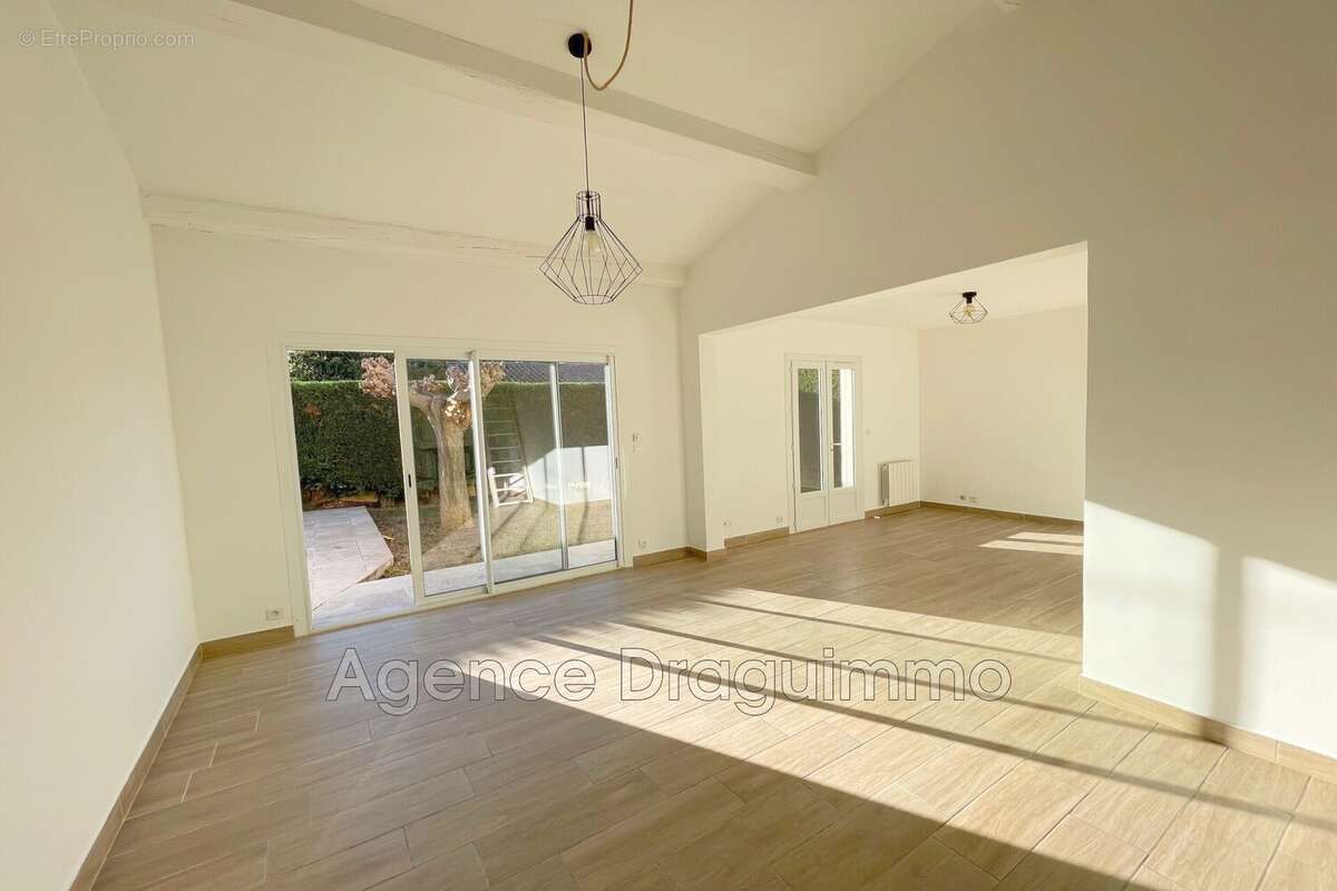 Maison à DRAGUIGNAN