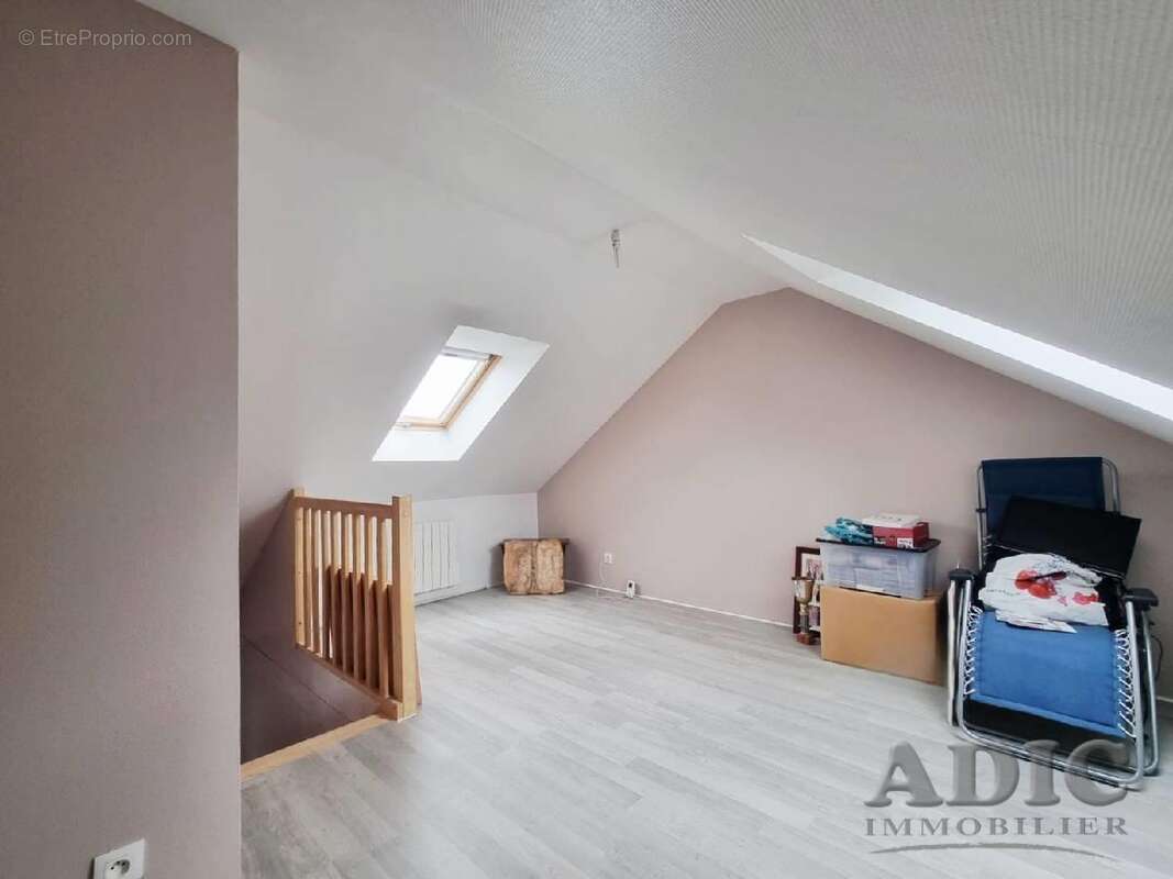 Maison à LE PLESSIS-BELLEVILLE