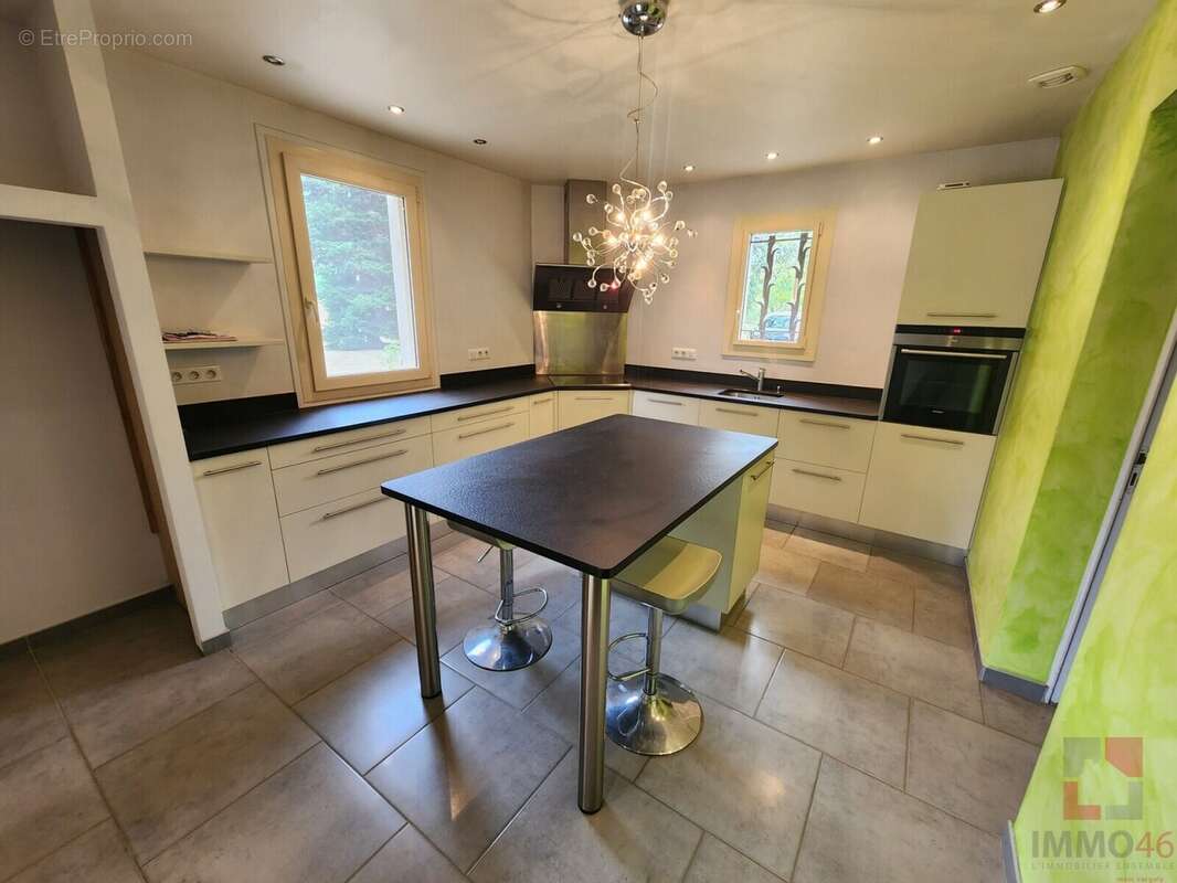 Maison à ANGLARS-JUILLAC