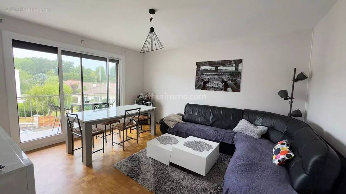 Appartement à PRINGY