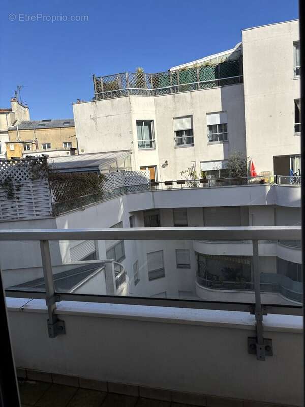 BAlcon chambre 2 - Appartement à NOGENT-SUR-MARNE