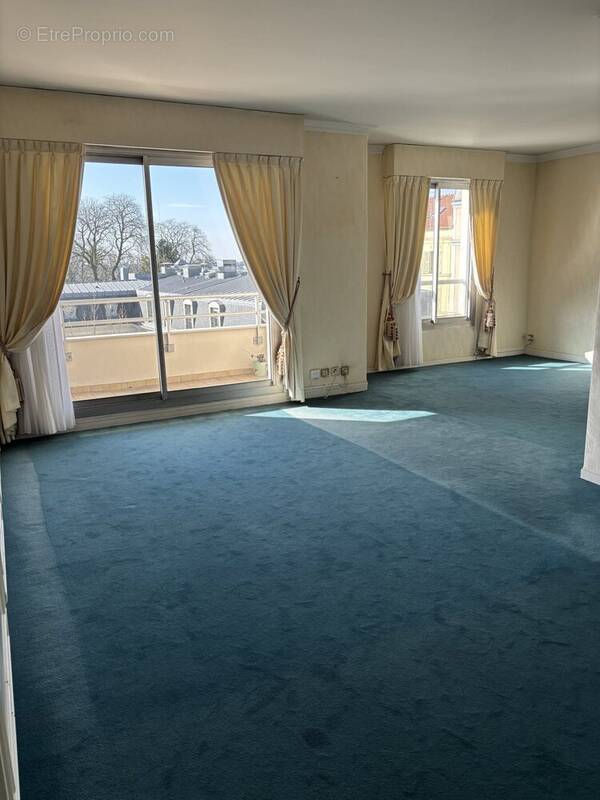 séjour - Appartement à NOGENT-SUR-MARNE