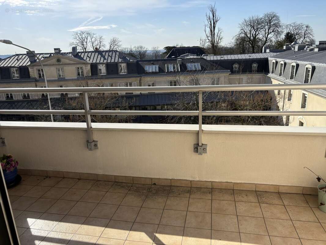 Appartement à NOGENT-SUR-MARNE