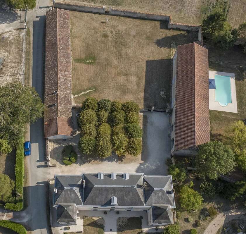 Maison à SAINT-JEAN-D&#039;ANGELY