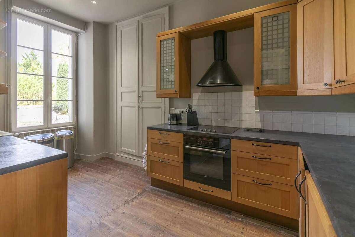 Maison à SAINT-JEAN-D&#039;ANGELY