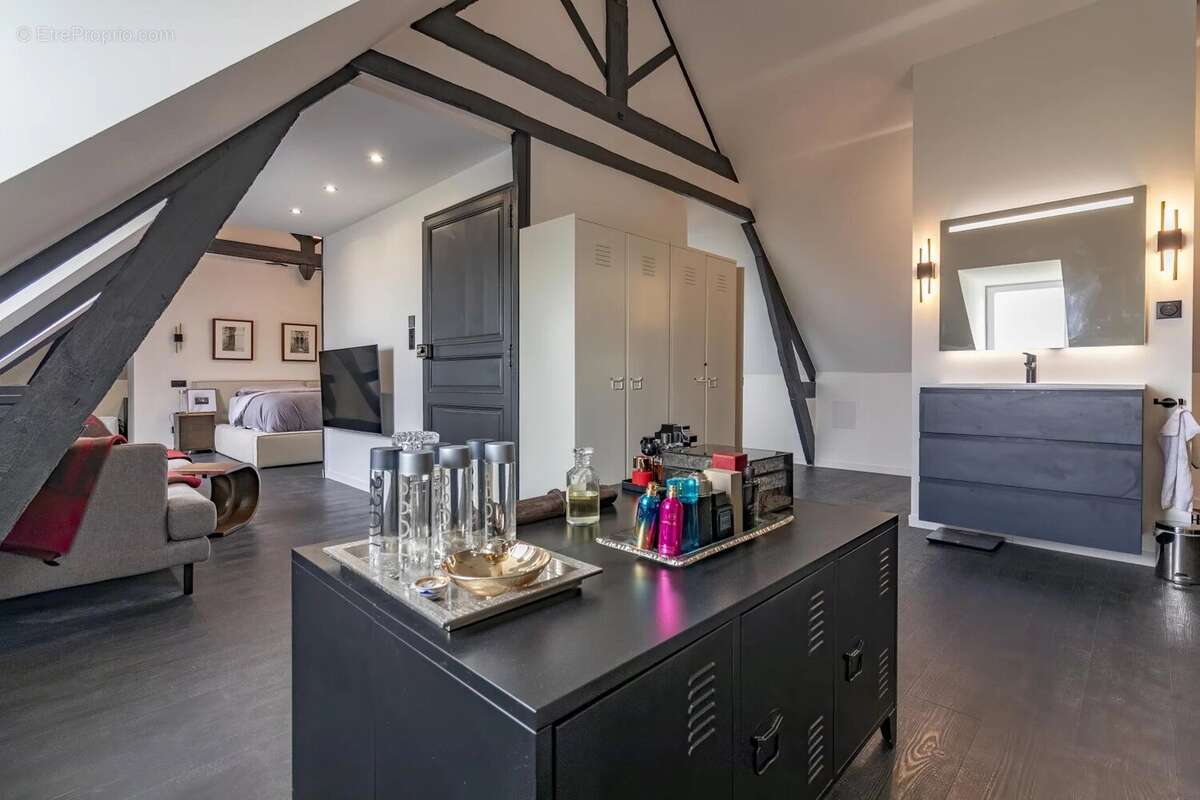 Maison à SAINT-JEAN-D&#039;ANGELY