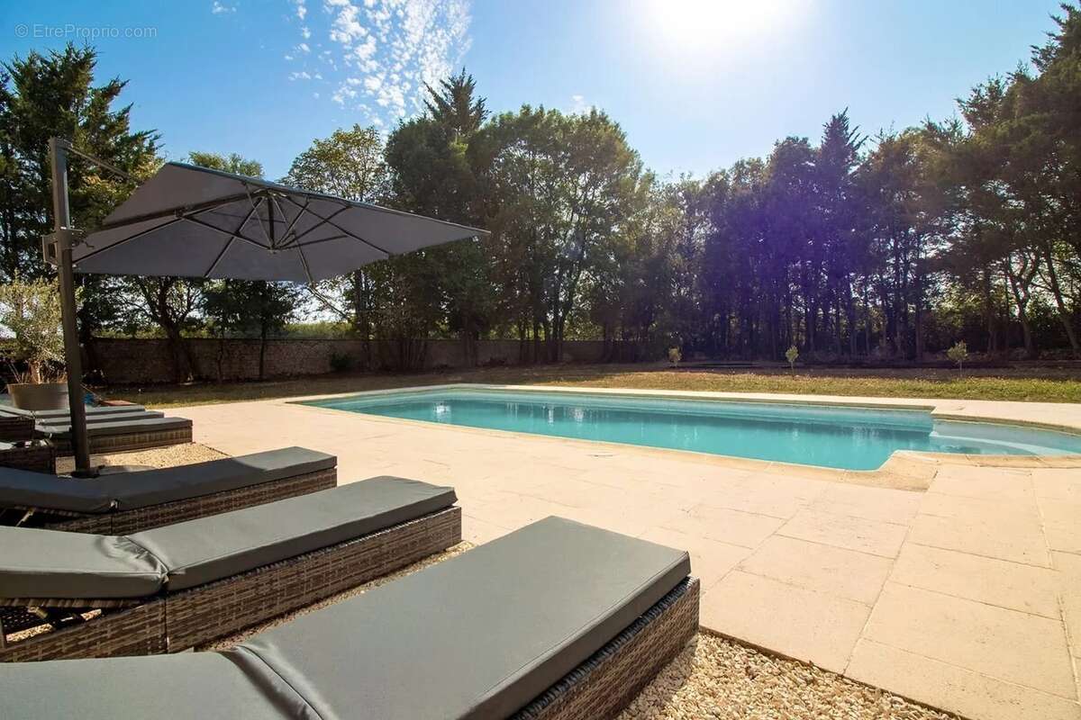 Maison à SAINT-JEAN-D&#039;ANGELY