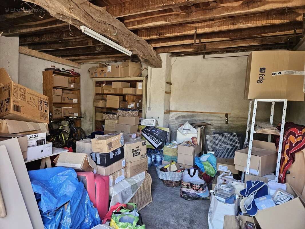 Maison à LADEVEZE-RIVIERE