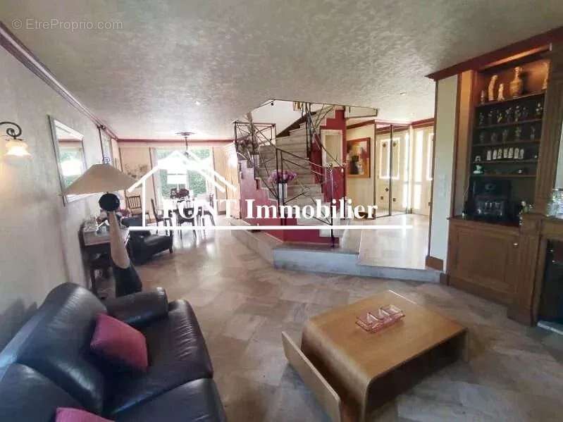 Maison à SAINT-CHAMOND