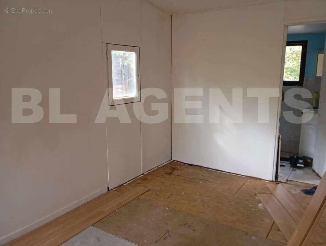 1000002771 - Maison à LABASTIDE-DU-TEMPLE