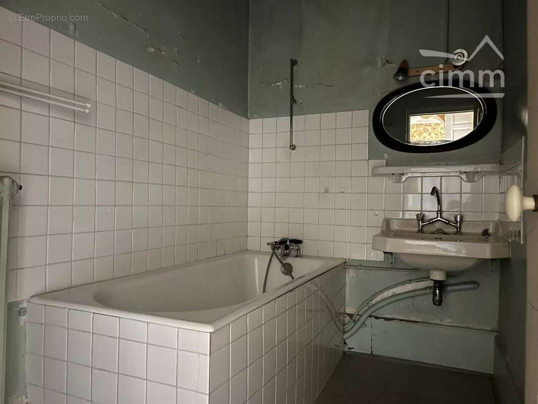 Maison à NEUVY-GRANDCHAMP