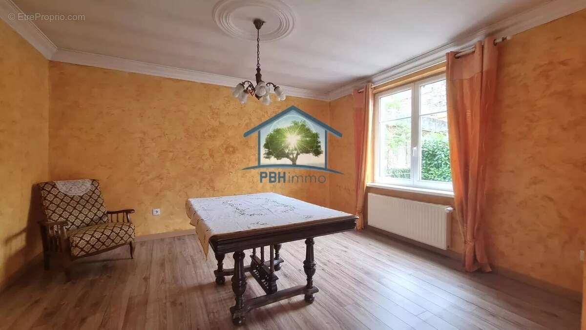 Maison à PREUSCHDORF