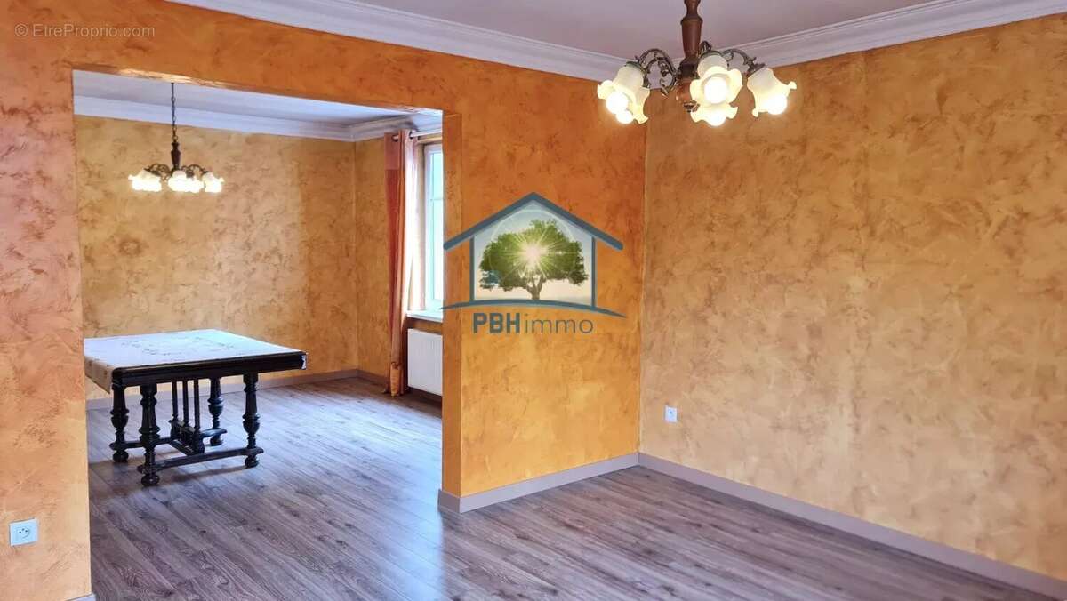 Maison à PREUSCHDORF