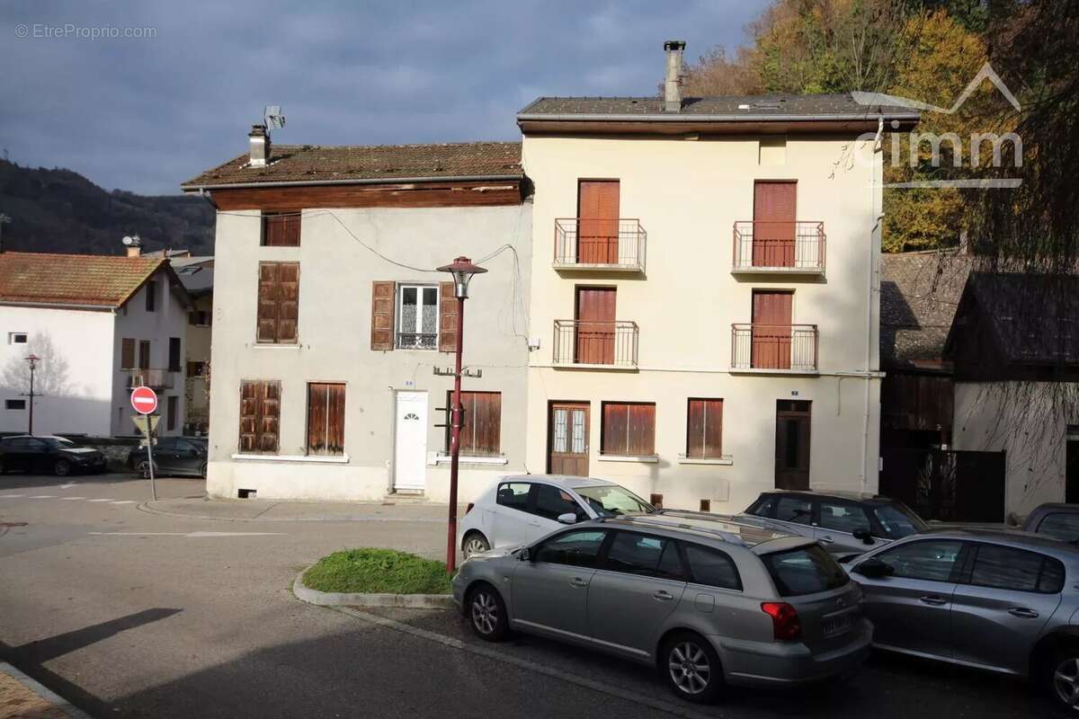 Maison à LA ROCHETTE