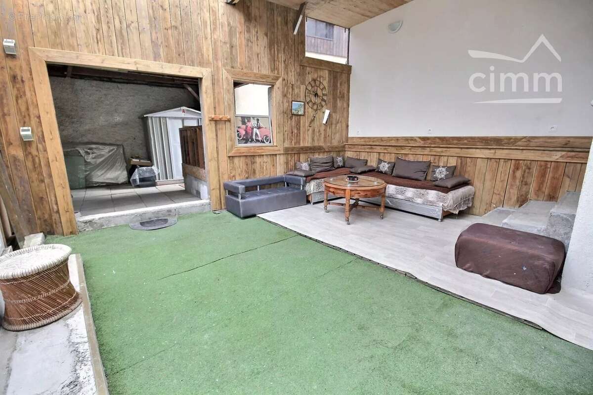 Maison à LA ROCHETTE