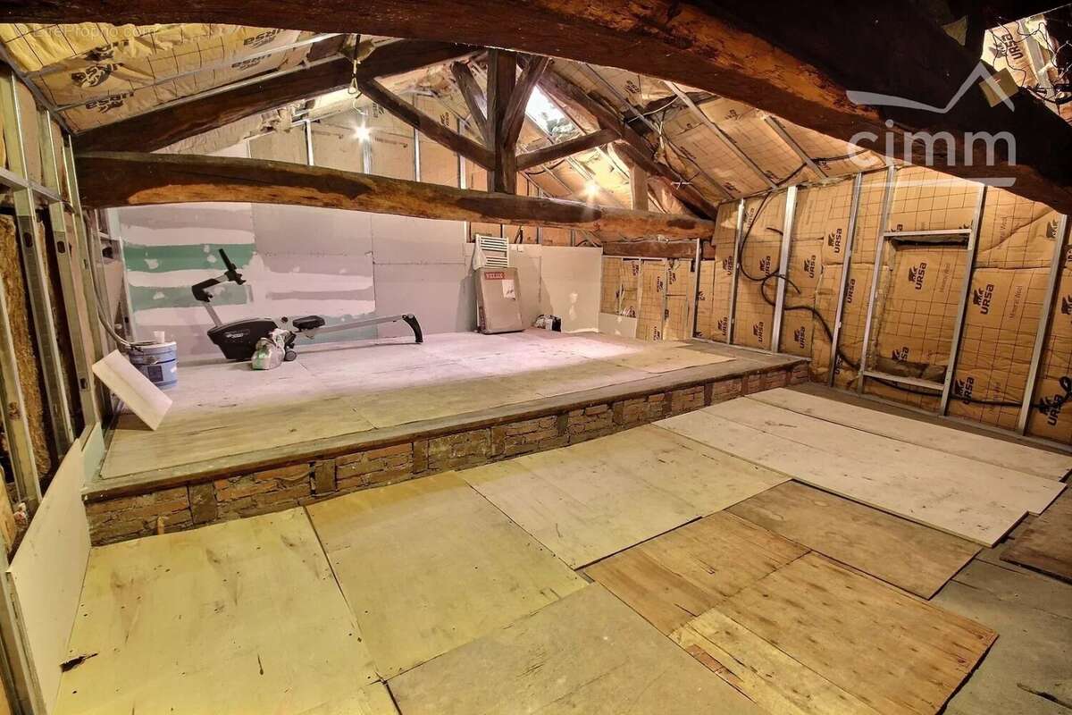 Maison à LA ROCHETTE