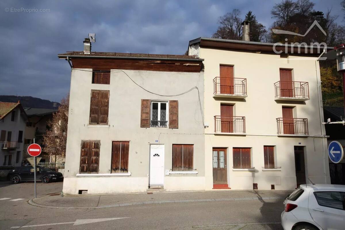 Maison à LA ROCHETTE