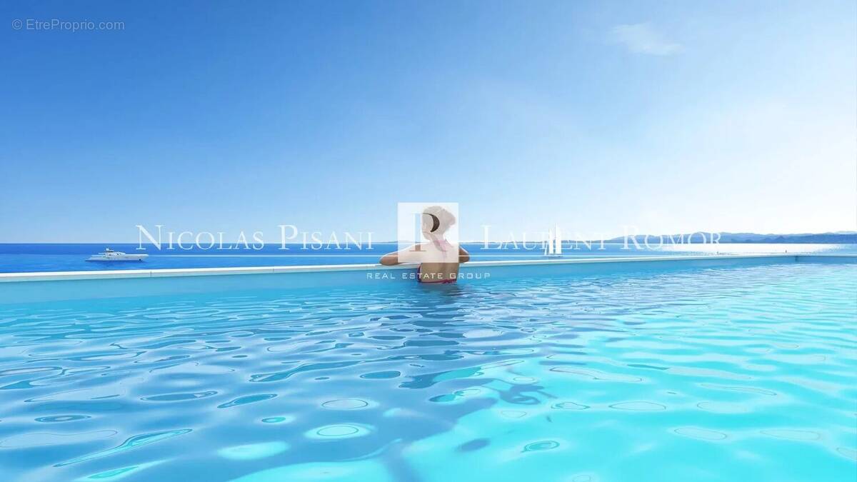 Appartement à SAINT-LAURENT-DU-VAR