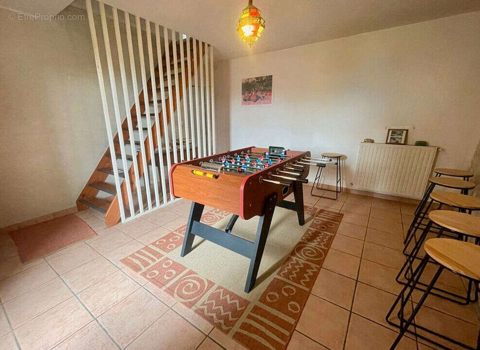 34573fff02e4b8b02f1860a36b79874679e8f9b5 - Maison à MORNAC