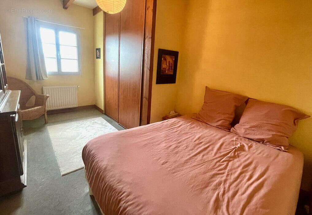 4613a26e40c3ad0ee185f82a9950c94cedd8fe58 - Maison à MORNAC