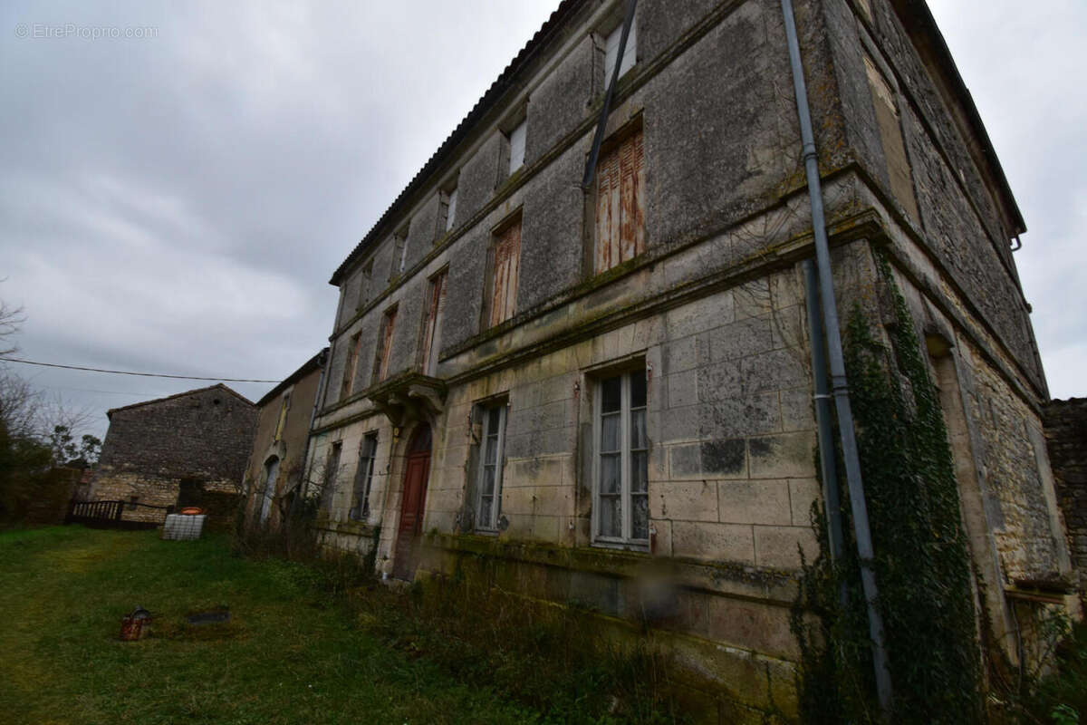DSC_0007 - Maison à MORNAC