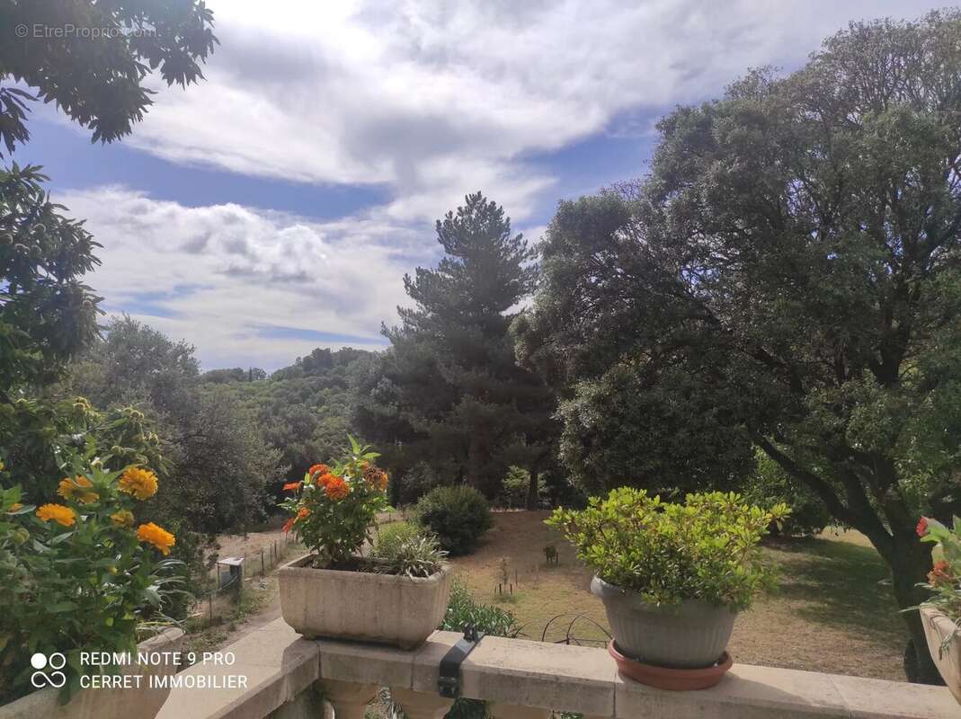 Maison à SAINTE-CROIX-DE-CADERLE