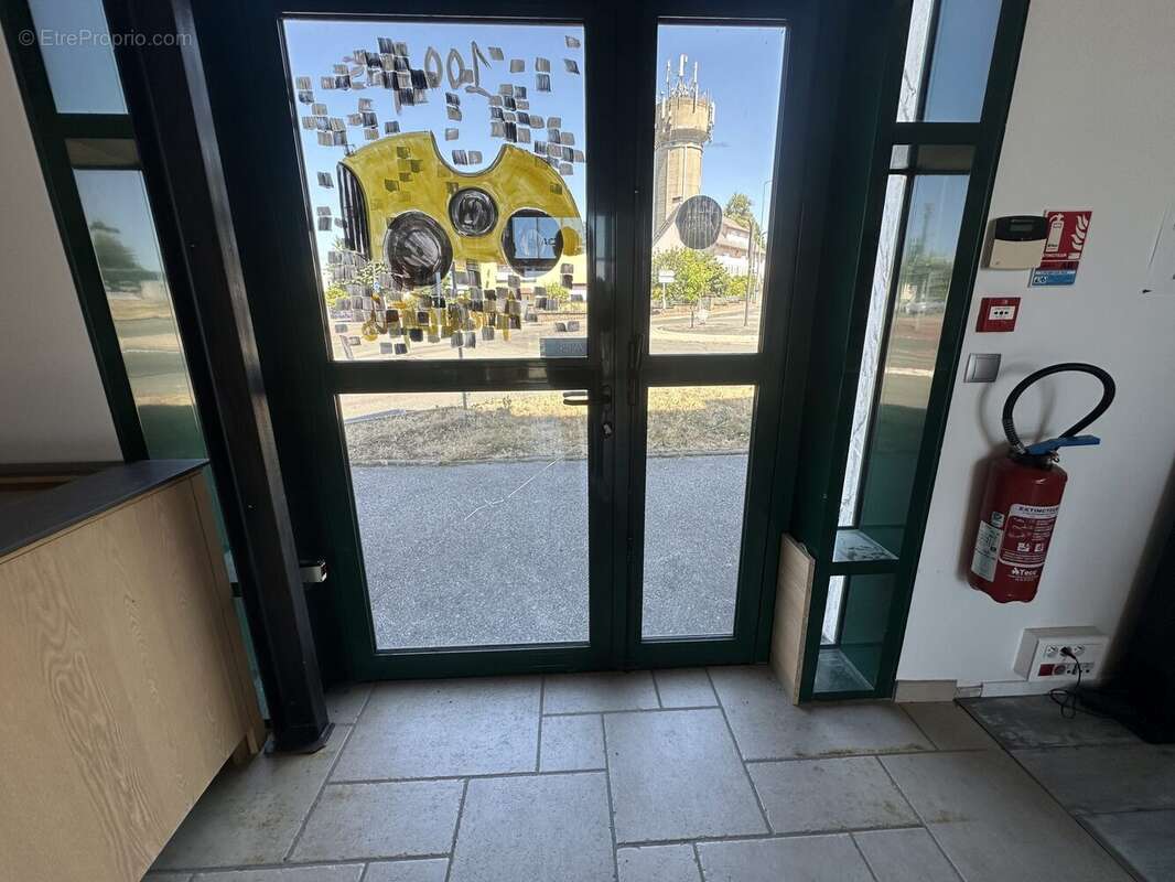 Commerce à LA FERTE-BERNARD