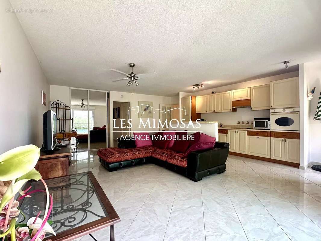 Appartement à SAINT-RAPHAEL