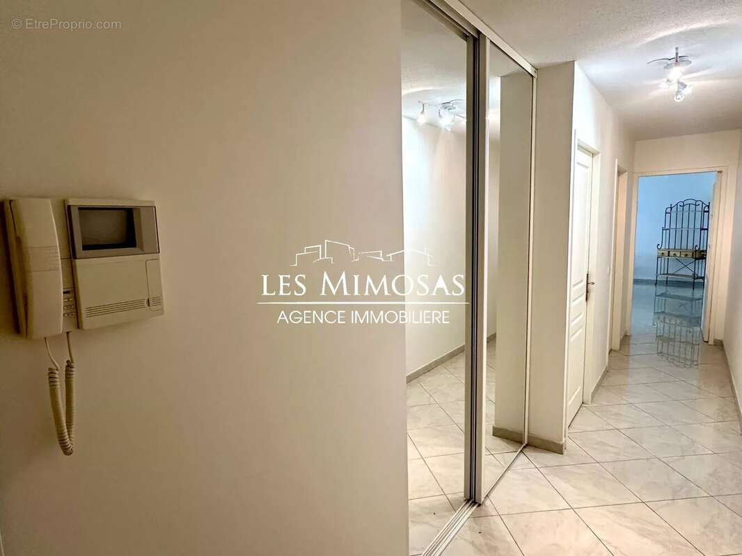 Appartement à SAINT-RAPHAEL