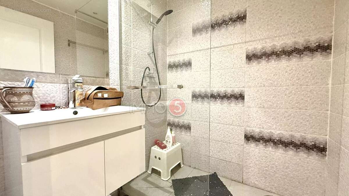 Maison à LES PAVILLONS-SOUS-BOIS