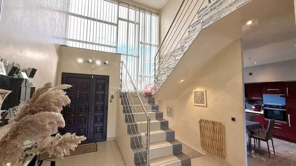 Maison à LES PAVILLONS-SOUS-BOIS