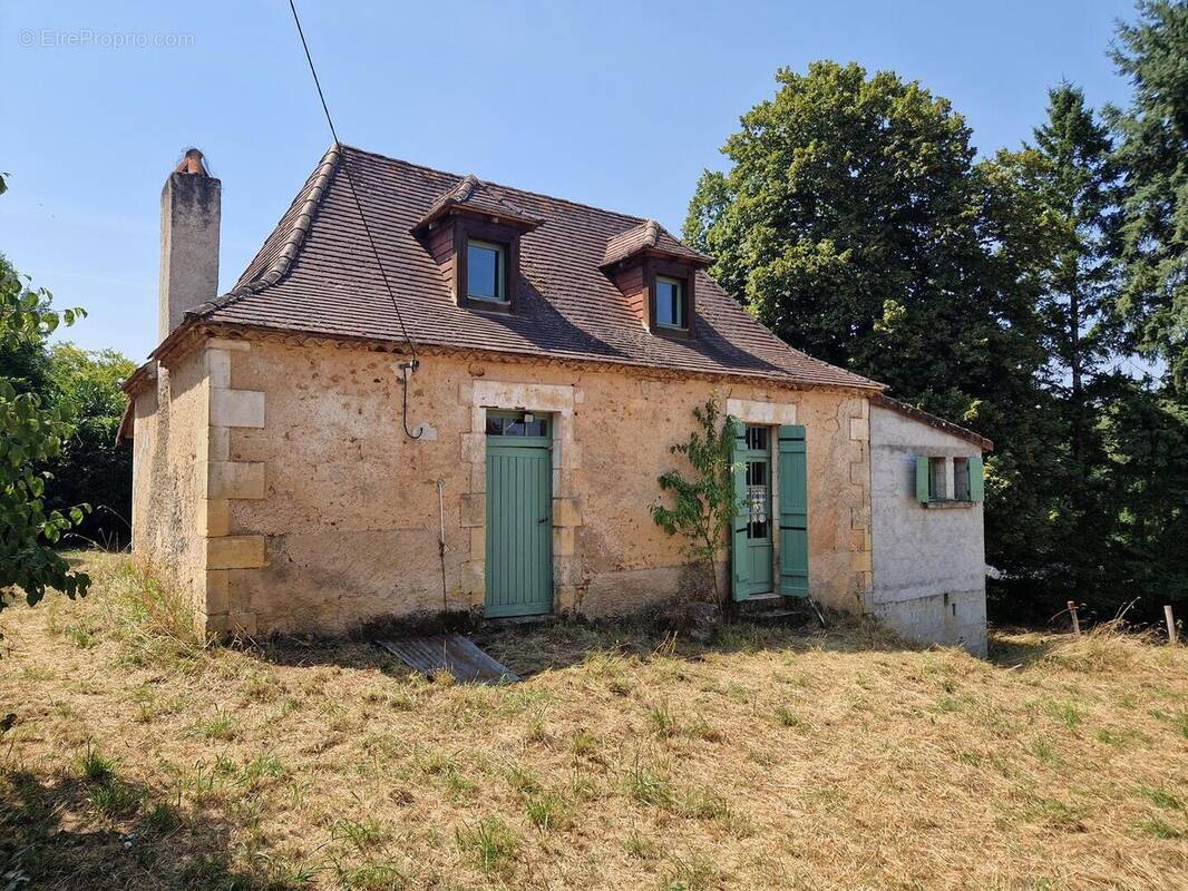 Maison principale façade - Maison à LA DOUZE