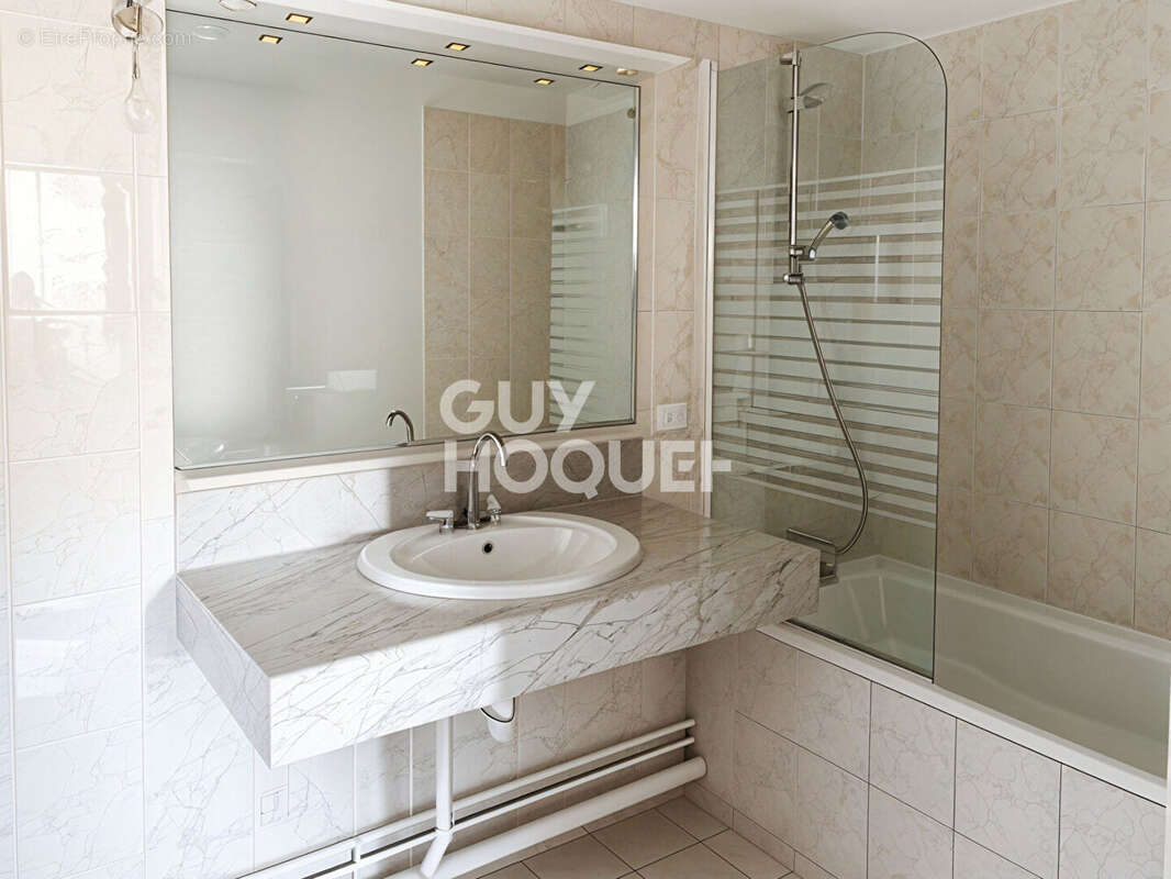 Appartement à SEVRES