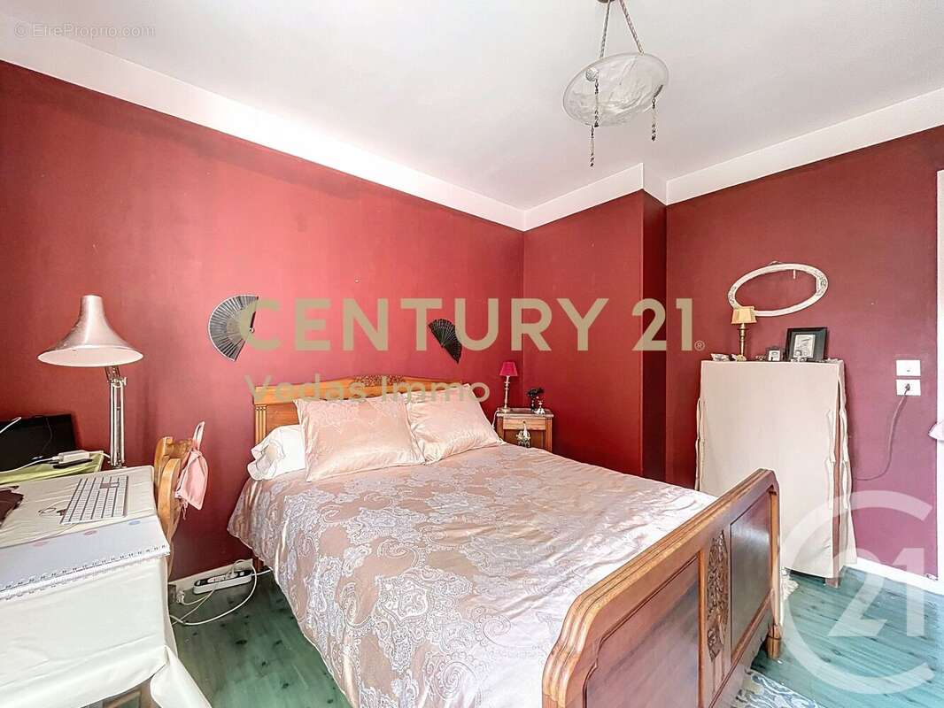 Maison à SAINT-JEAN-DE-VEDAS