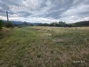 Terrain à AUBIGNOSC