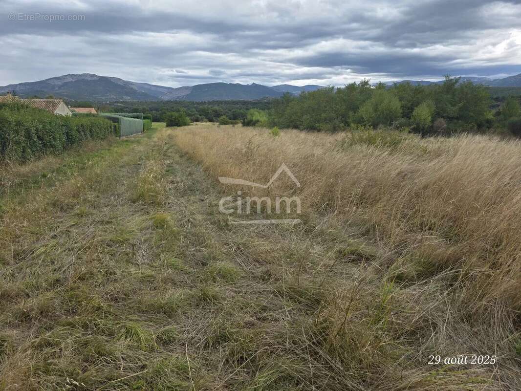 Terrain à AUBIGNOSC
