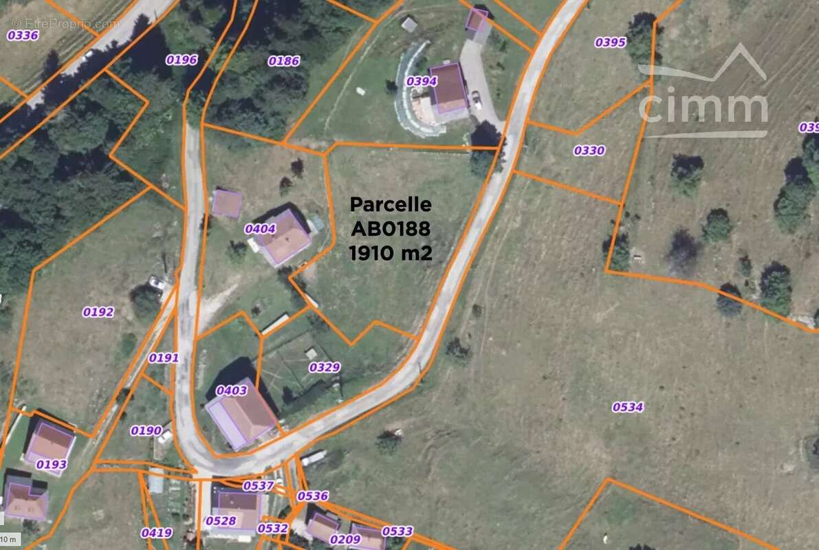 Terrain à SAINT-PIERRE-DE-CHARTREUSE