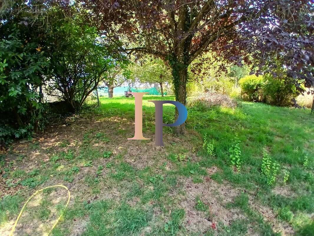 Maison à CHAUFFAILLES