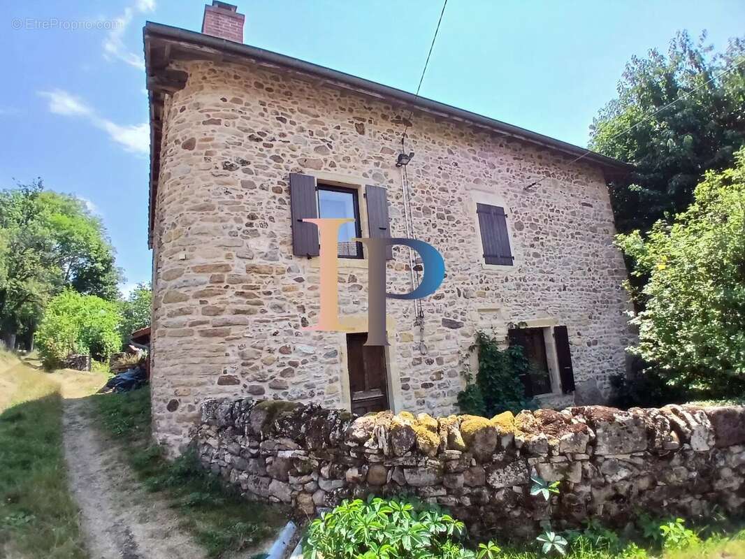 Maison à CHAUFFAILLES