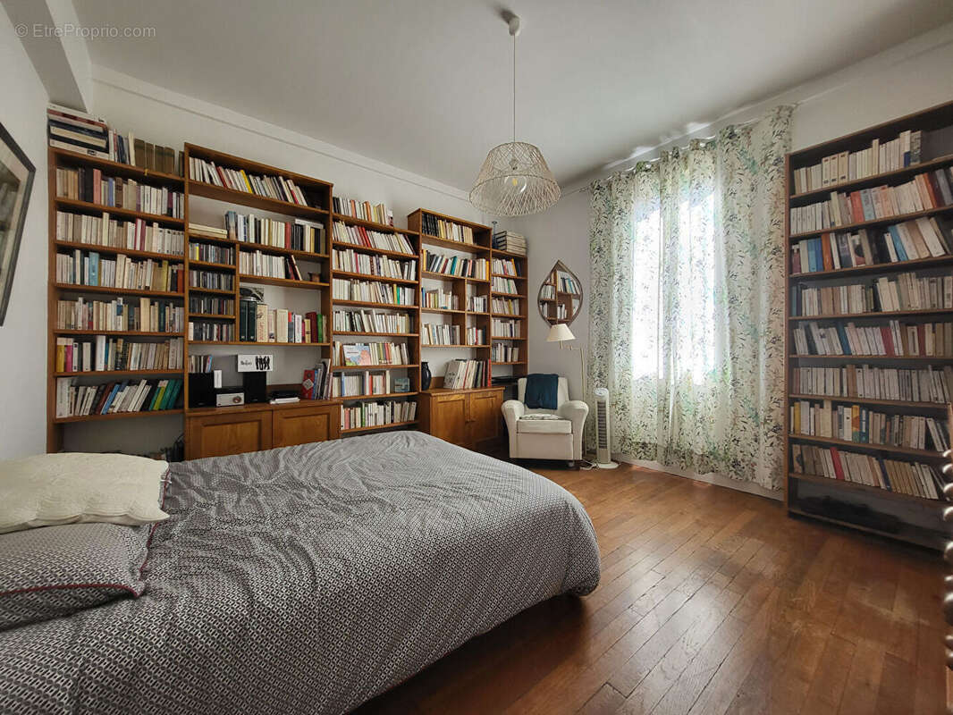 Maison à PARAY-LE-MONIAL