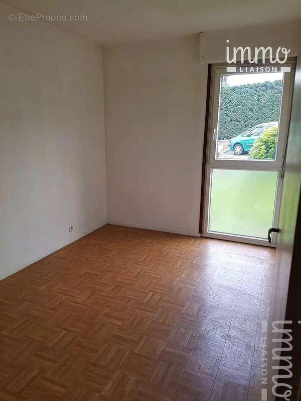 Appartement à L'HAY-LES-ROSES