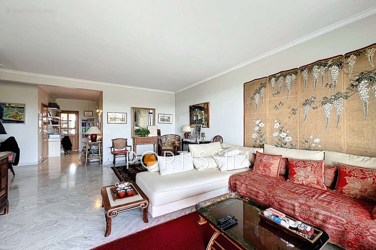 Appartement à CAGNES-SUR-MER