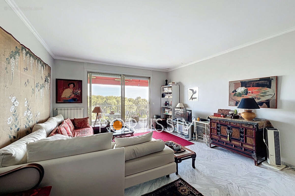 Appartement à CAGNES-SUR-MER