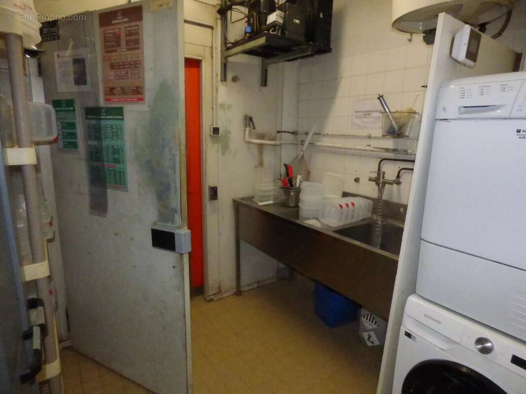 Commerce à SAINT-MAUR-DES-FOSSES