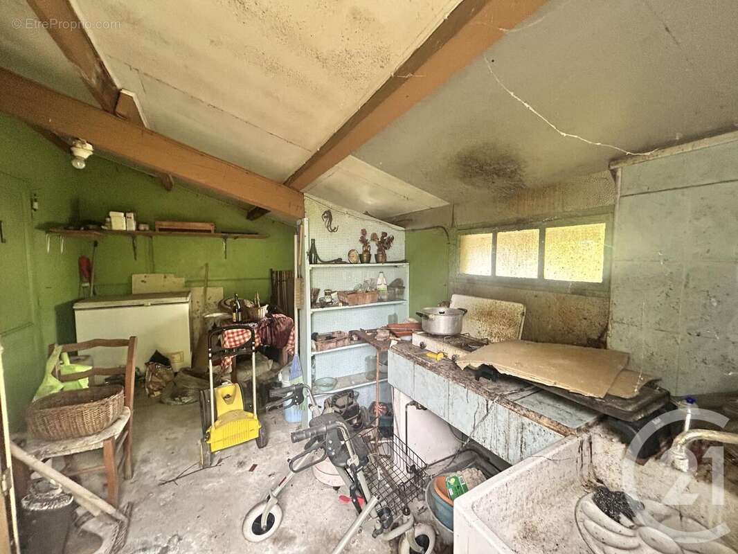 Maison à LES EGLISOTTES-ET-CHALAURES