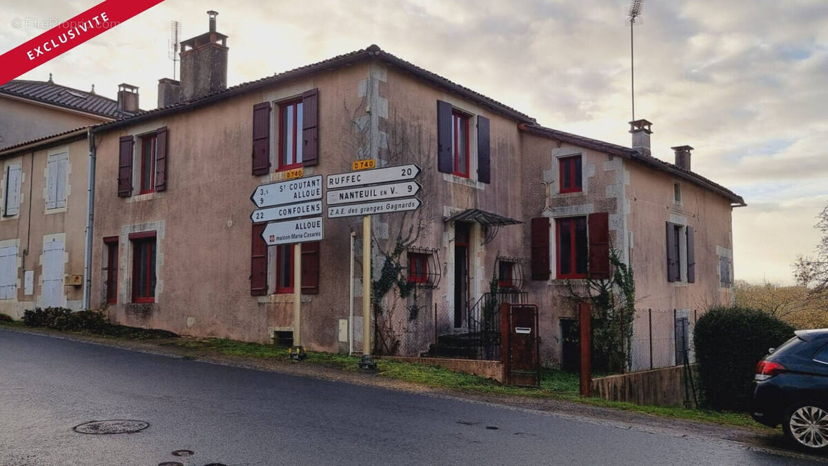 Autre à CHAMPAGNE-MOUTON