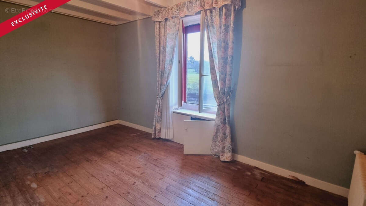 Autre à CHAMPAGNE-MOUTON