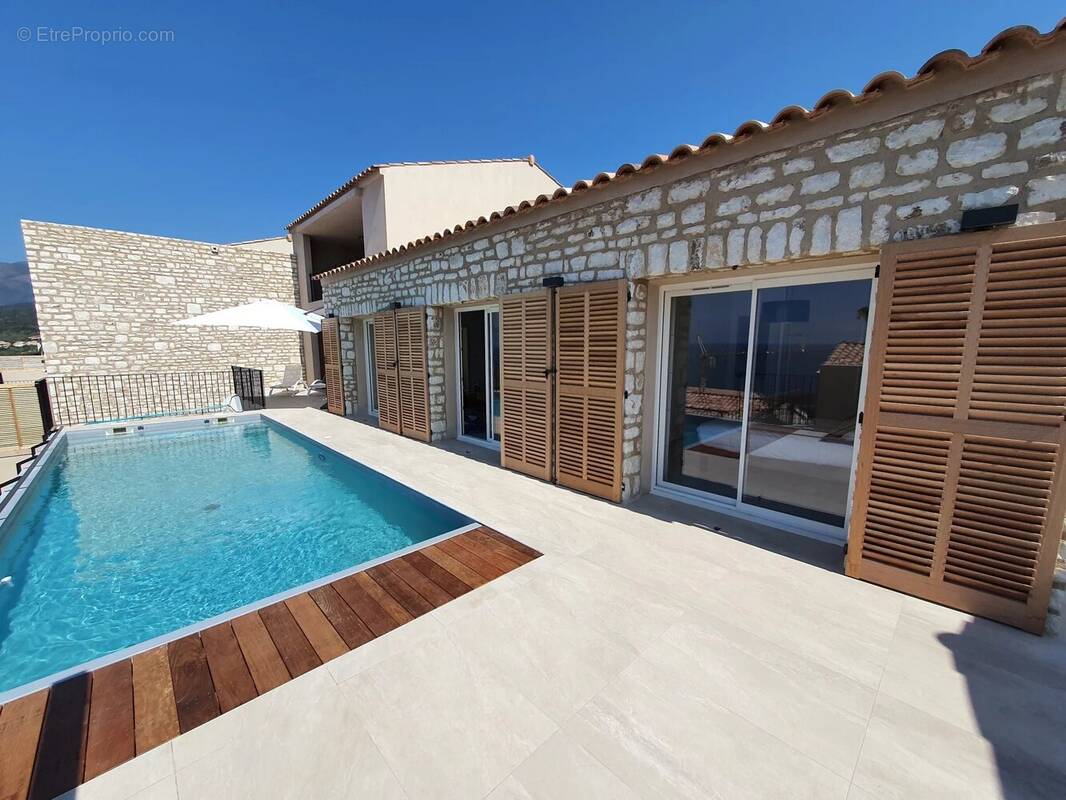 Appartement à SAINT-FLORENT