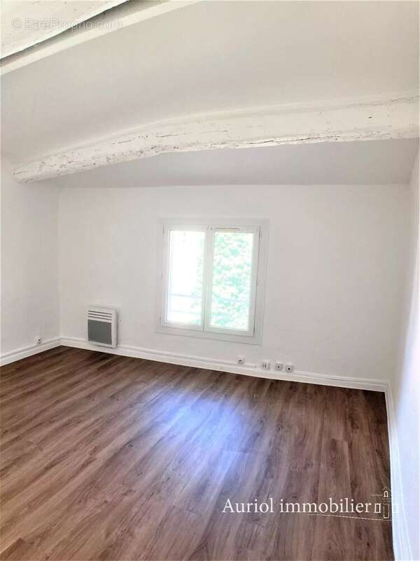 Appartement à AURIOL